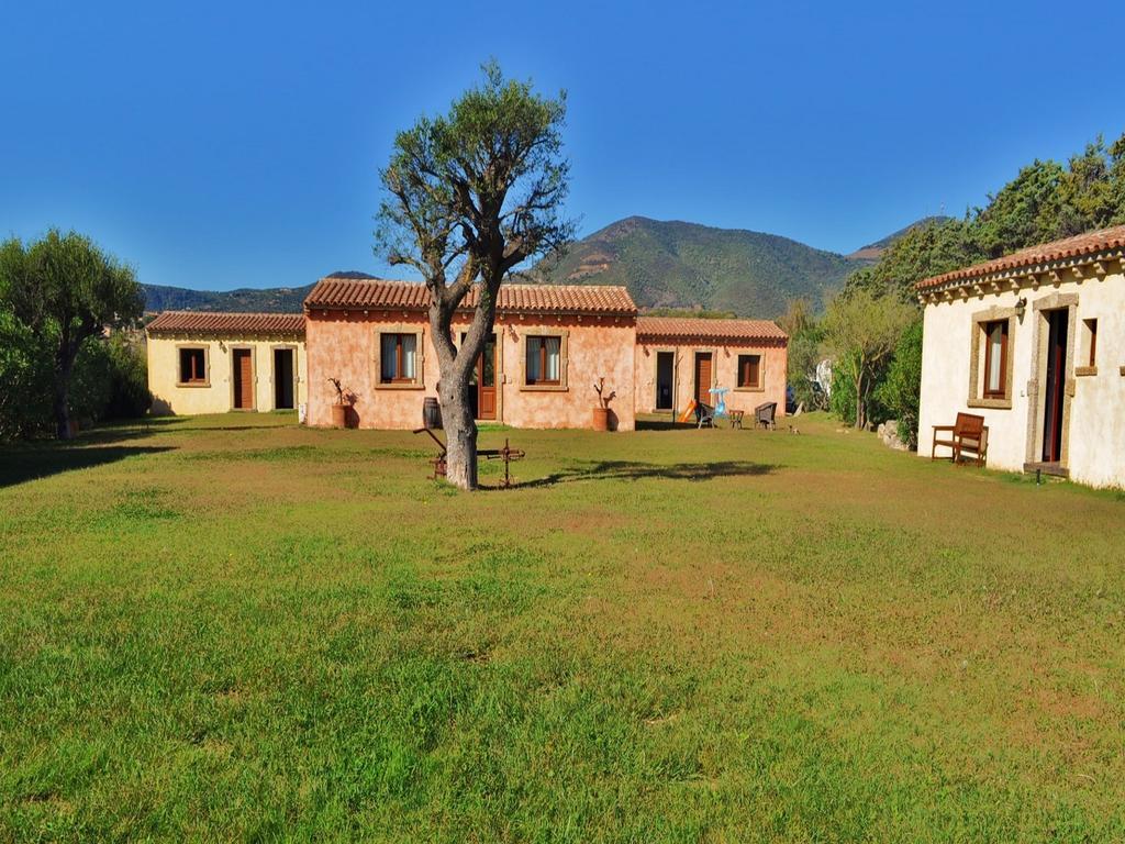 B&B Pubulos Olbia Ngoại thất bức ảnh