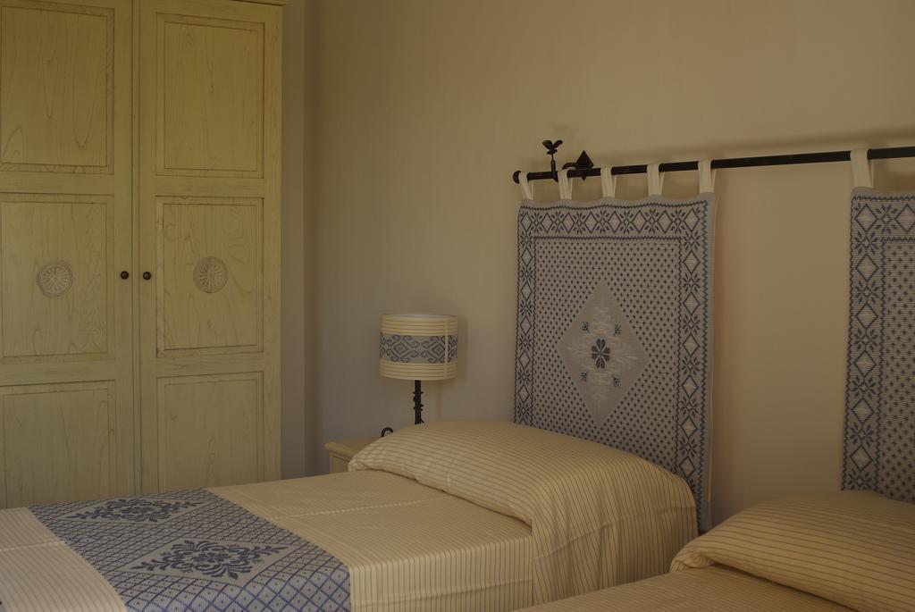 B&B Pubulos Olbia Ngoại thất bức ảnh